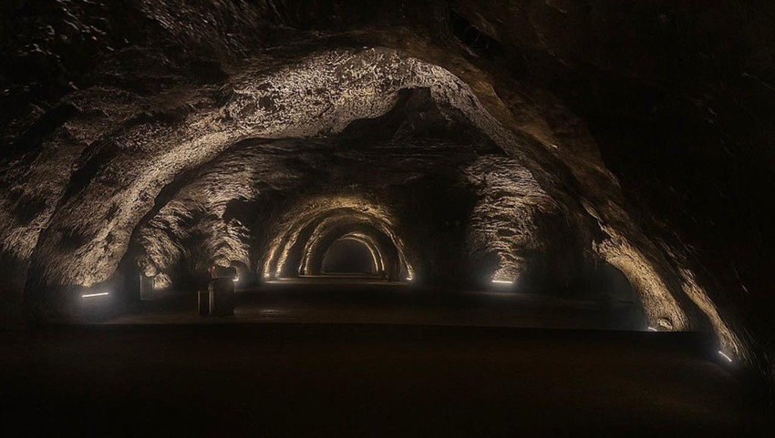 Dışarısı 40, içerisi 13 derece! Serinlemek isteyen buraya akın ediyor - Resim: 1