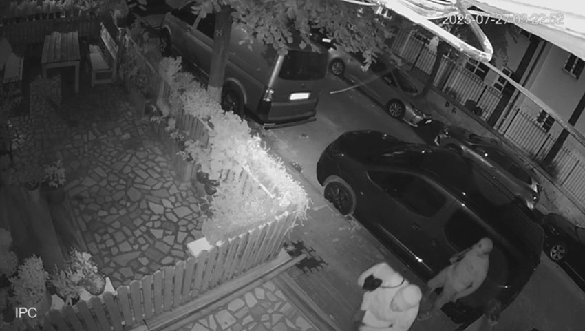 Kendisini taciz ettiğini öne sürdüğü kişiyi bıçakladı - Resim: 1