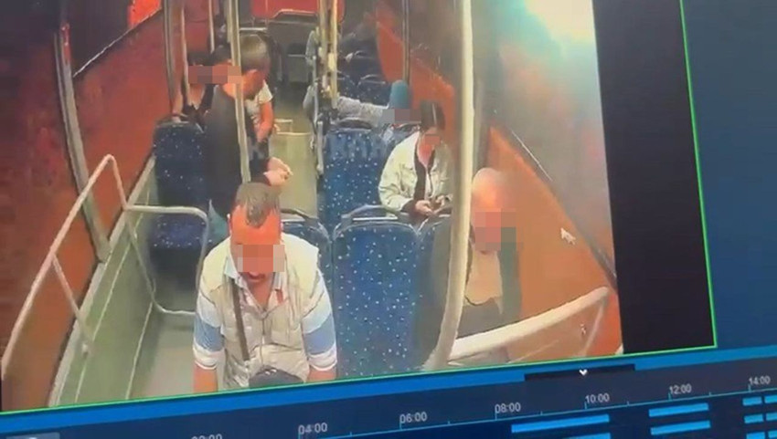 Özel halk otobüsünde kan donduran cinayet: Yeğeninin eşini bıçaklayarak katletti - Resim: 4