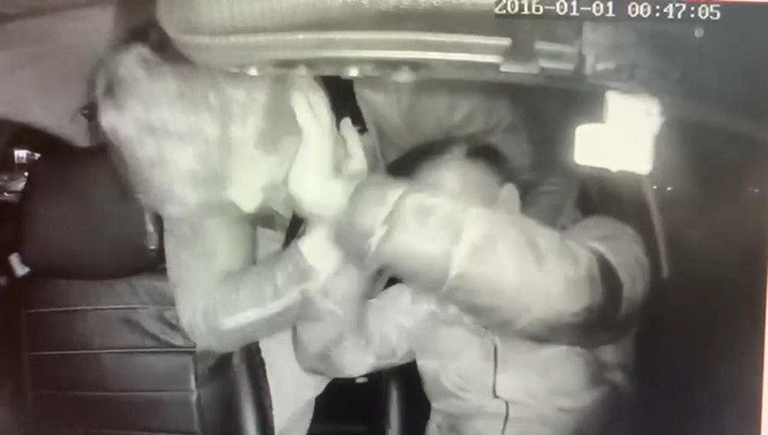 Taksiciye saldıran boksörün ifadesi ortaya çıktı; taksici 'bir anda ısırıp öpmeye çalıştı' demişti - Resim: 3