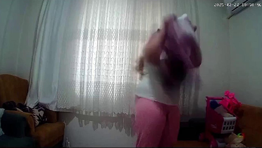 Eşinden şüphelenip eve gizli kamera koydu, gözlerine inanamadı - Resim: 3