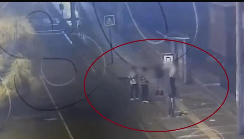 Kapkaçcıları pazarcı ve simitçi kılığındaki polisler yakaladı - Resim: 2