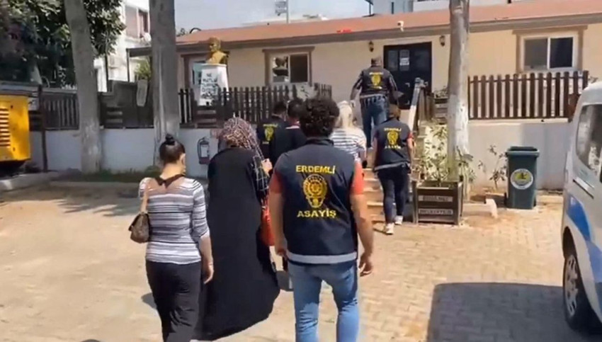 Özel harekattan fuhuş operasyonu: Çok sayıda kadın kurtarıldı - Resim: 4