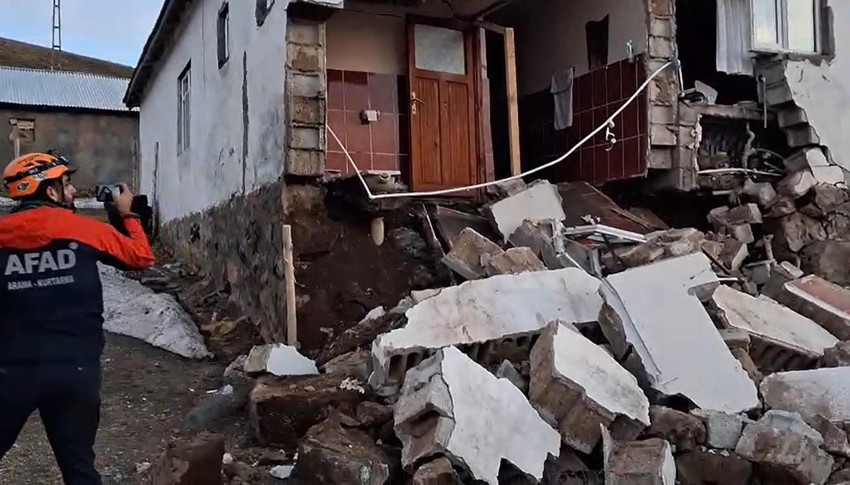 Ağrı'da 4.3 büyüklüğünde deprem! Bazı evlerde hasar var - Resim: 3