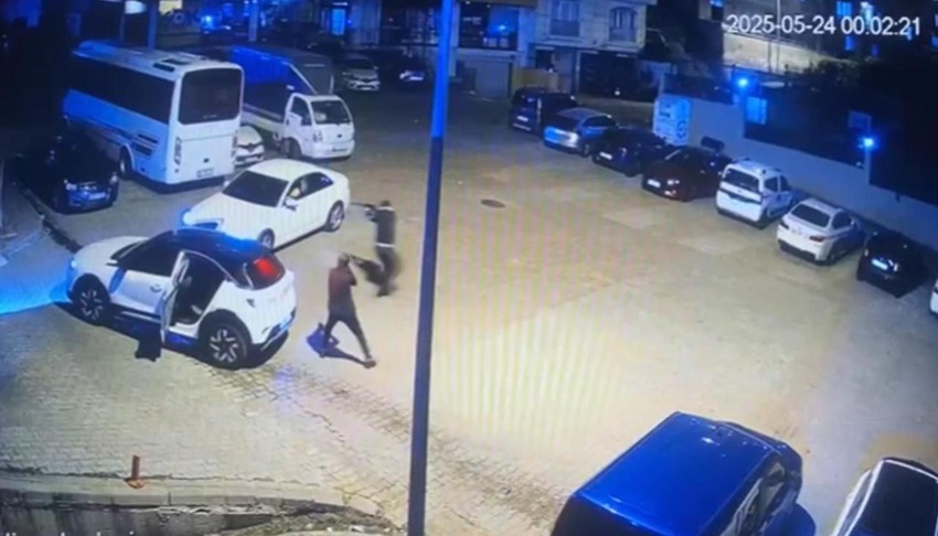 İstanbul'da film sahnelerini aratmayan çatışma: Kalaşnikofla taradılar! - Resim: 1