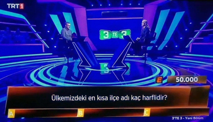 TRT 1'in yarışma programı Karadeniz fıkrasına döndü: Yarışmacının zor anları olay oldu - Resim: 2