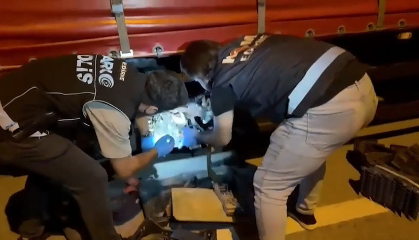 Gece yarısı 50 milyonluk dev operasyon - Resim: 3