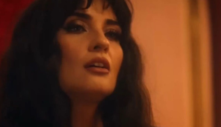 Tuba Büyüküstün'ün Sultana filminden ortalığı karıştıran fragman, direk dansı olay oldu - Resim: 4