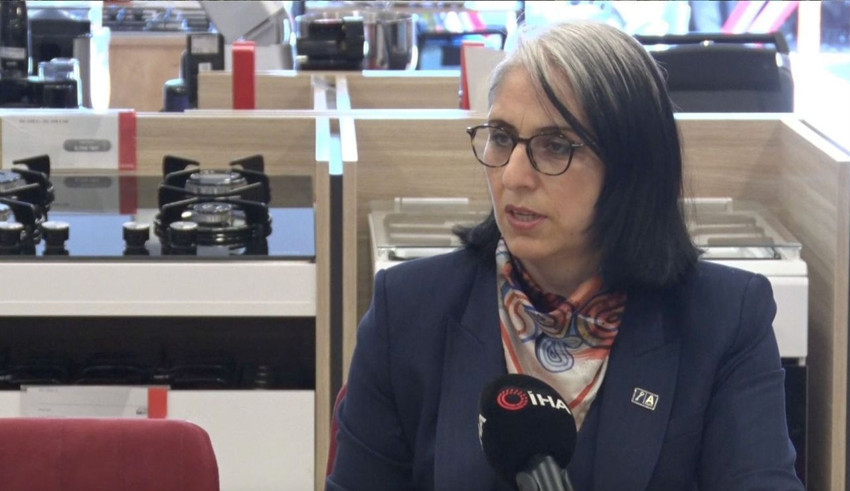 İki çocuk annesi, sırtında taşıdığı beyaz eşyalarla önce patron ardından fenomen oldu - Resim: 3