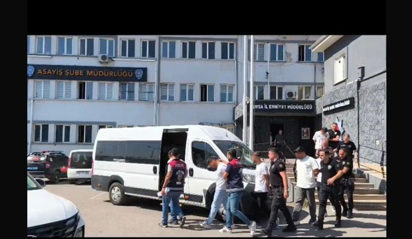 5 ilde borsa vurgunu operasyonu! Lüks villada yakalandılar - Resim: 2