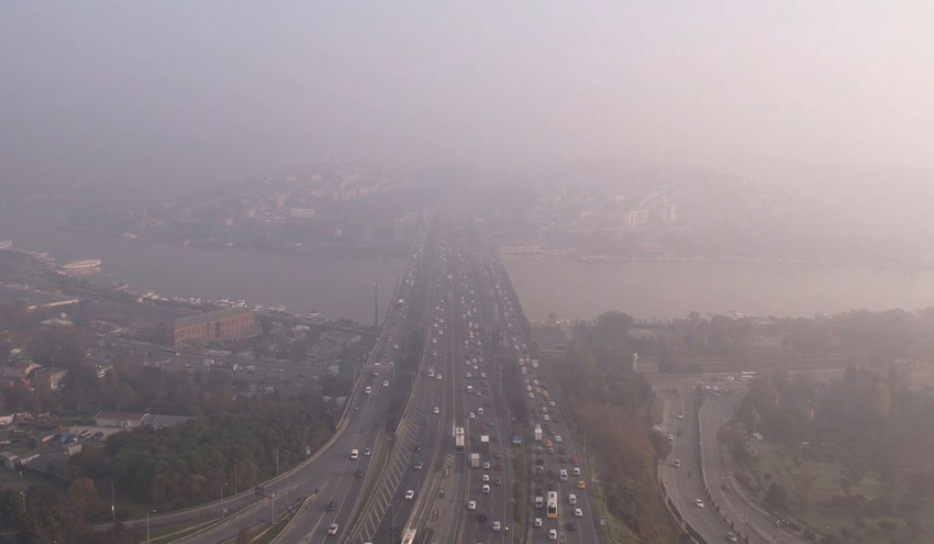 İstanbul bu sabah güneşe hasret kaldı: Koca şehir uyanamadı - Resim: 3