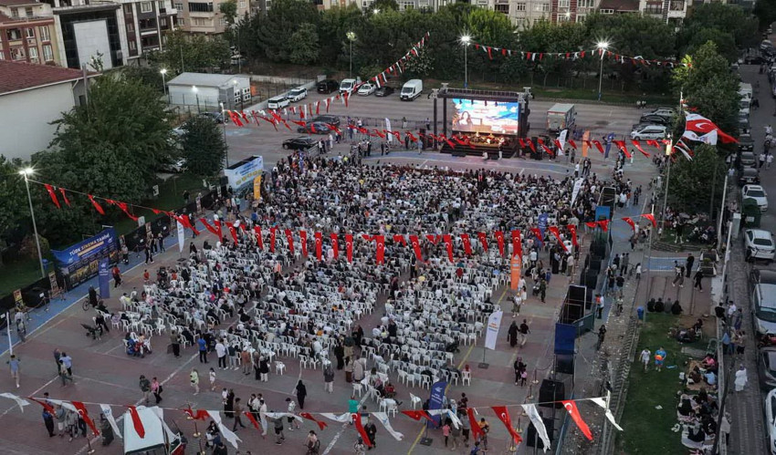 Türkan Şoray'dan yıllarca birlikte yan yana rol aldığı Kadir İnanır'a ağlatan veda - Resim: 2
