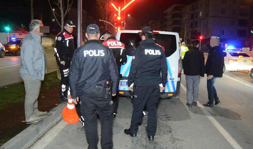 ''Dur'' ihtarından kaçarken öyle birinin aracına çarptı ki... - Resim: 4