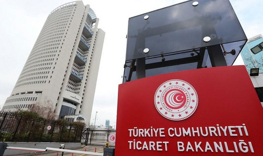 Bakanlık bu okul üniformasının satışını yasakladı - Resim: 1