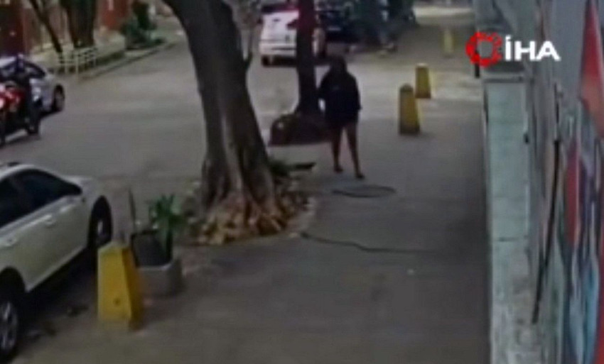 Kaldırımda yürüyen kadın kanalizasyona düştü, rögar kapağı üzerine kapandı - Resim: 2