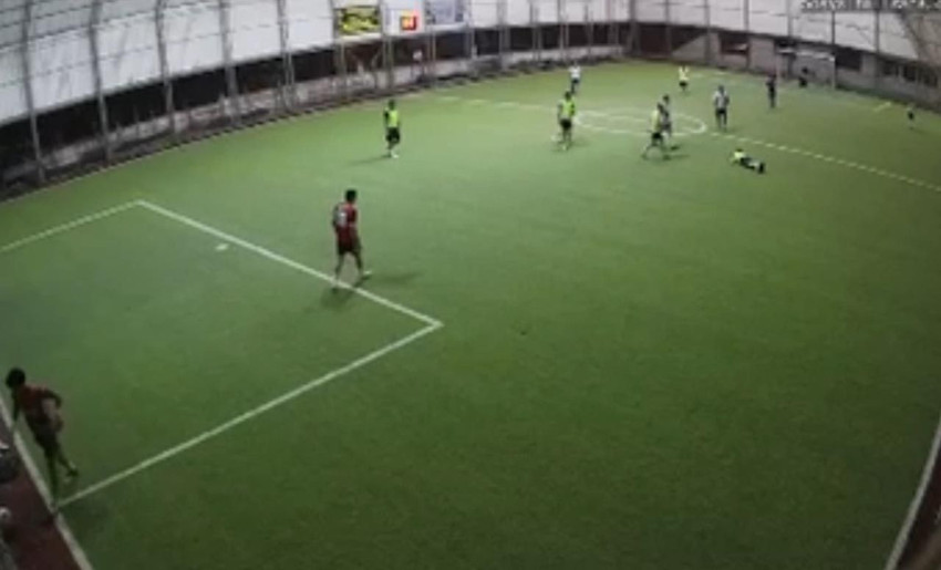 Bir anda yere yığıldı... Halı sahada kahreden ölüm - Resim: 3