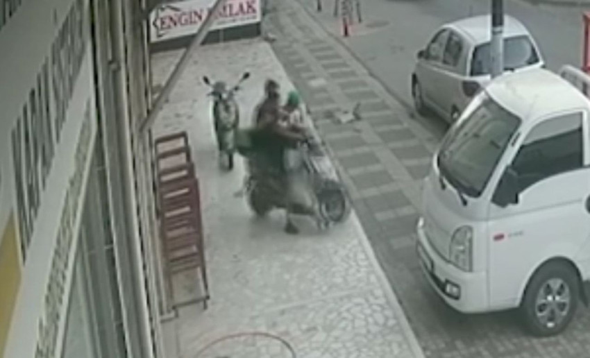 İstanbul'da bir mahalleyi canından bezdiren hırsızlar çocuk çetesi çıktı! - Resim: 2