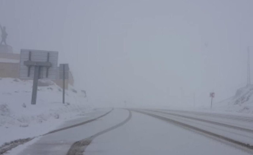 Bu görüntüler bugün Türkiye'de kaydedildi: Yazı beklerken kış geldi! - Resim: 1