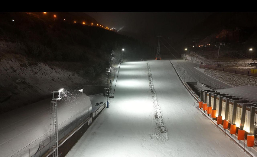 Türkiye'nin doğusunda kara kış kendini gösterdi: Her yer bembeyaz! - Resim: 4