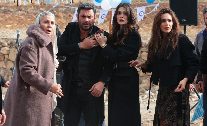 Uzak Şehir'in duştaki çok özel sahneye kıyafetli RTÜK önlemi alay konusu oldu! - Resim: 3