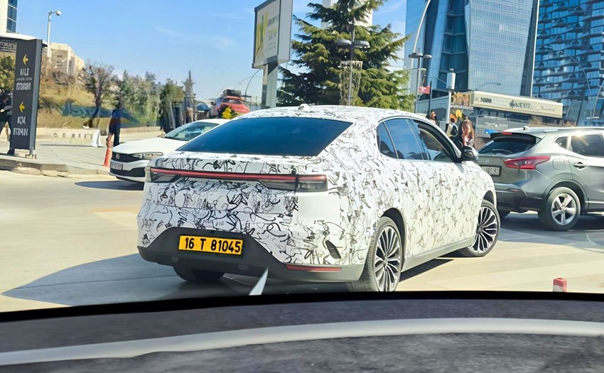 Togg’un yeni sedanı T10F, test sürüşlerine çıktı - Resim: 4
