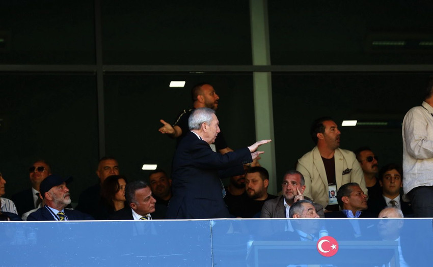 Fenerbahçe seçimlerinde Aziz Yıldırım gerginliği: Arbede çıktı, kurula ara verildi - Resim: 2