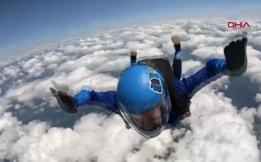 Gökyüzünde kabus: İki paraşütçü çarpıştı; biri hayatını kaybetti - Resim: 4