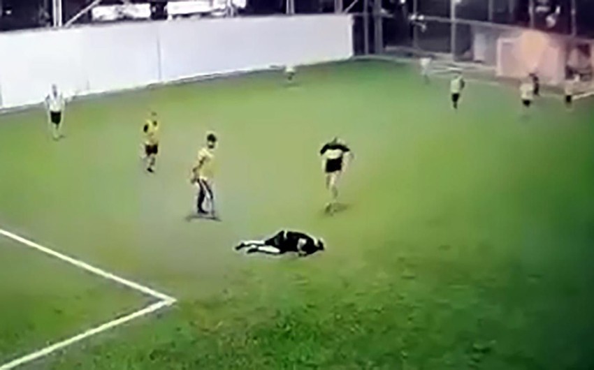 Halı sahada bir ölüm daha! Kahreden görüntüler - Resim: 2