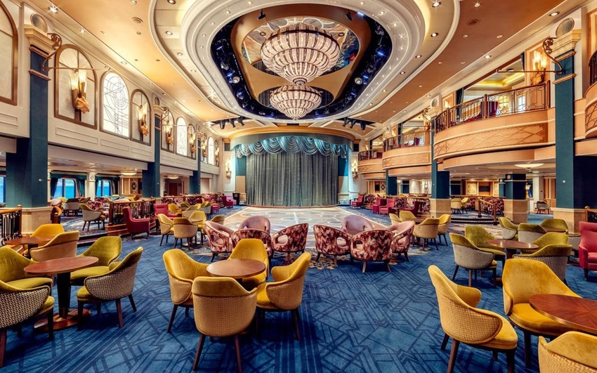 Dünyaca ünlü yüzen otel İstanbul'a demir attı - Resim: 2