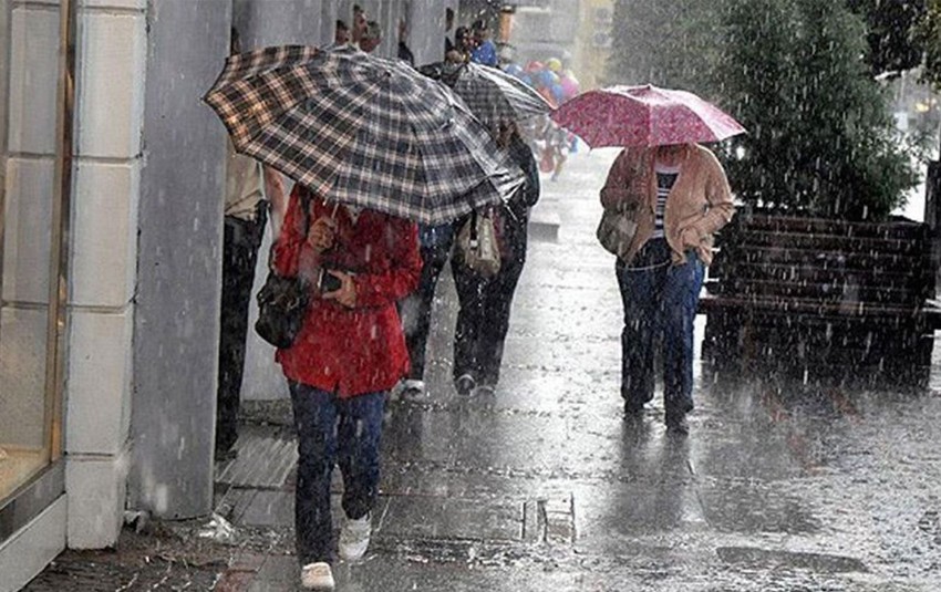 Hava bayram yapmayacak... Şiddetli yağmurlara hazır olun; bayram boyunca sağanak var - Resim: 1