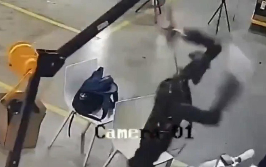 Bilim kurgu gerçek oldu: Kontrolden çıkan robot mühendislere böyle saldırdı - Resim: 2