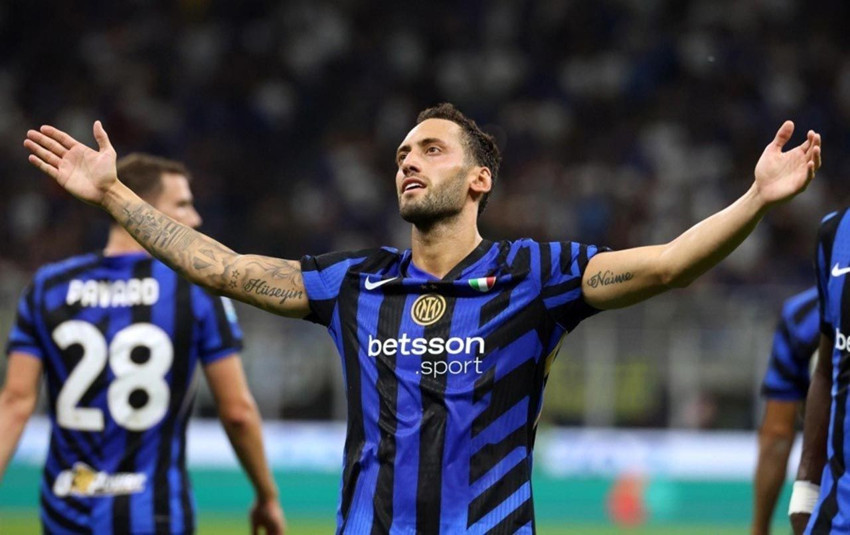 Adı Galatasaray'la anılan Hakan Çalhanoğlu'nun paylaşımı ortalığı karıştırdı - Resim: 3