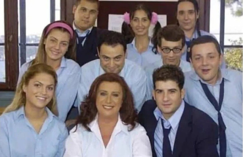 Hayat Bilgisi'nin Barbie'si İpek Erdem ile Var Mısın Arif'i Ümit Erdim yıllar sonra yeniden birarada - Resim: 1