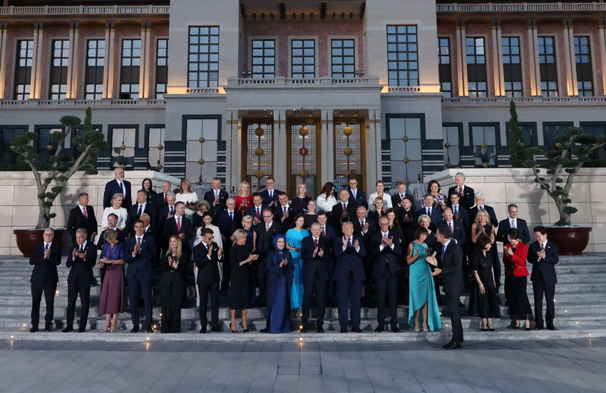 NATO Zirvesi'ndeki kriz aile fotoğrafında ortaya çıktı: İki lider arasındaki gerginlik dikkat çekti! - Resim: 4