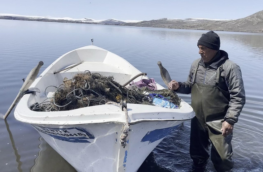 Buzlar çözüldü, Türkiye'nin Eskimoları balıkçılık için mavi sulara açıldı - Resim: 4