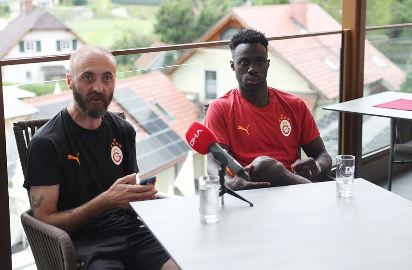 Galatasaray'ın yıldızı Davinson Sanchez'den transfer söylentilerine yanıt - Resim: 2