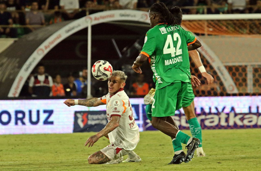 Alanya deplasmanından 3 puanla dönen Galatasaray hakkında çok konuşulacak iddia - Resim: 4