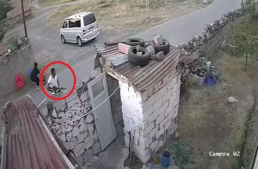 Ünlü şarkıcının hapis cezası onandı, cezaevine girdi - Resim: 3