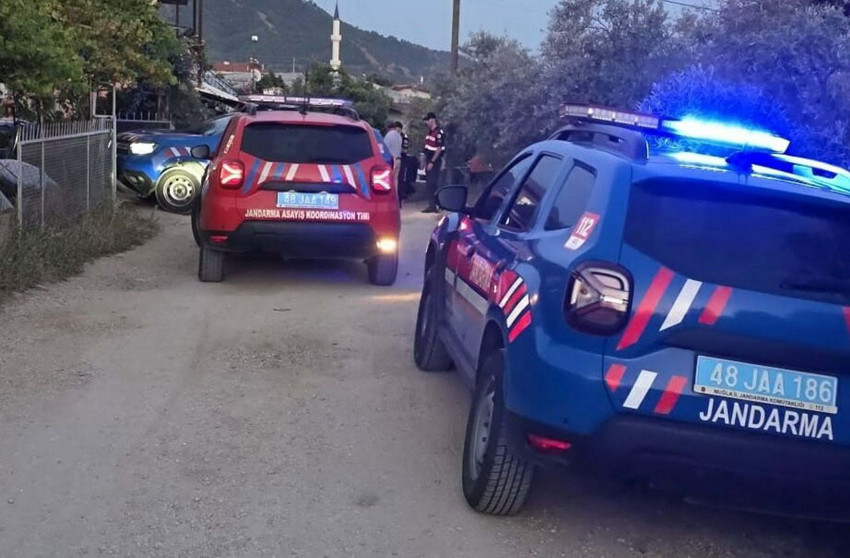 Fethiye'de akılalmaz cinayet: Kapı sesi yüzünden komşusunu hayattan kopardı - Resim: 4