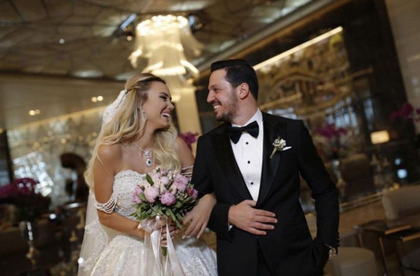 Güzel şarkıcıdan şoke eden satırlar: ''Zorbalık, tehdit ve korku... boşanmak istiyorum'' - Resim: 2