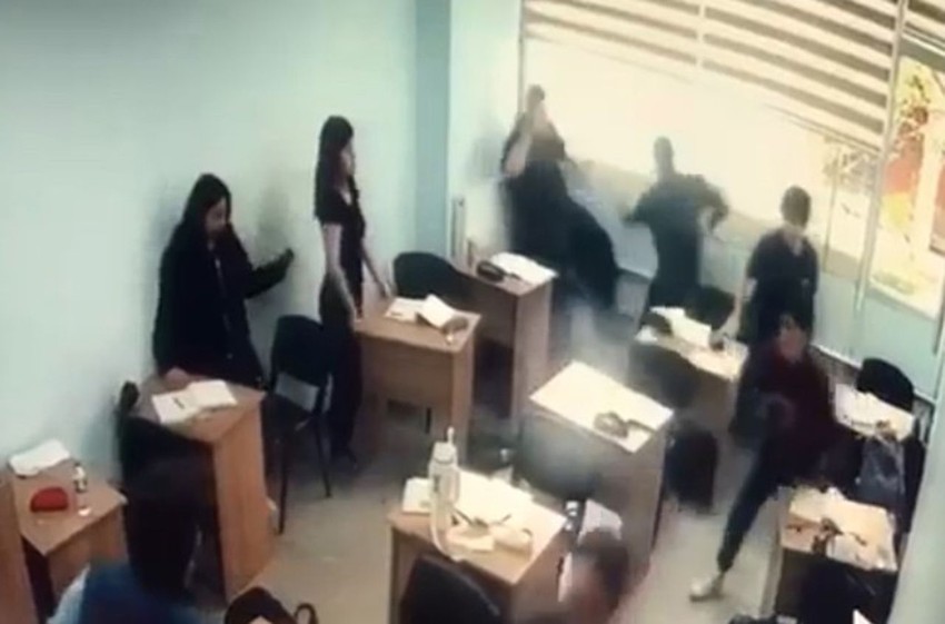 Özel kursta kabus: Bıçak ve sopayla sınıfa girdi, 12 yaşındaki çocuğu döve döve hastanelik etti - Resim: 3