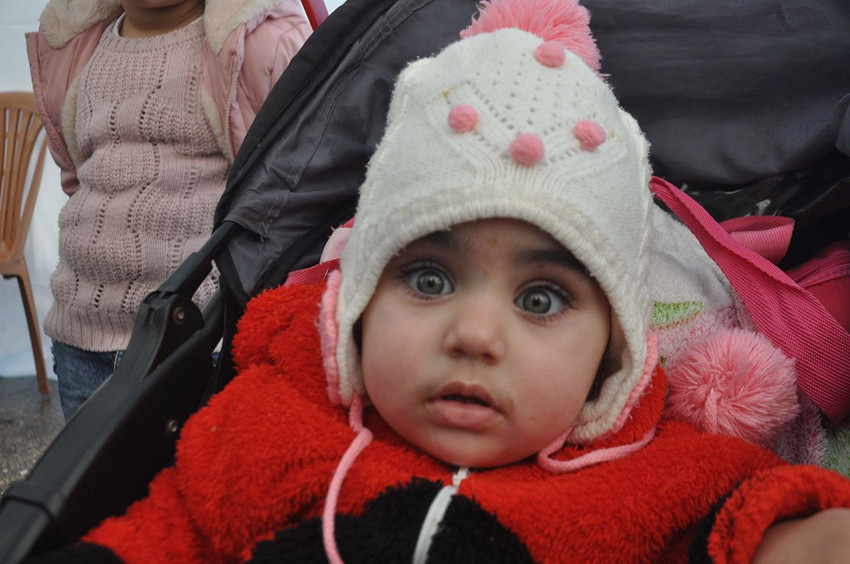 2025 yılına ülkelerinde girecekler... Türkiye - Suriye sınırında yılbaşı yoğunluğu - Resim: 2