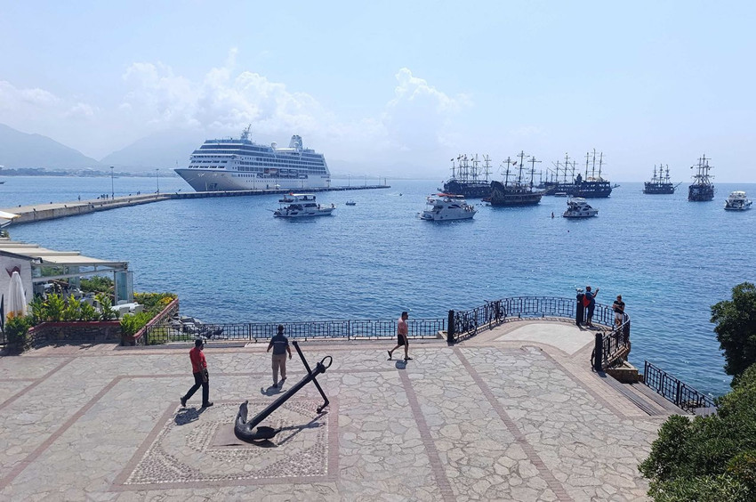 Denizden turist yağdı, son 12 yılın rekoru kırıldı - Resim: 3