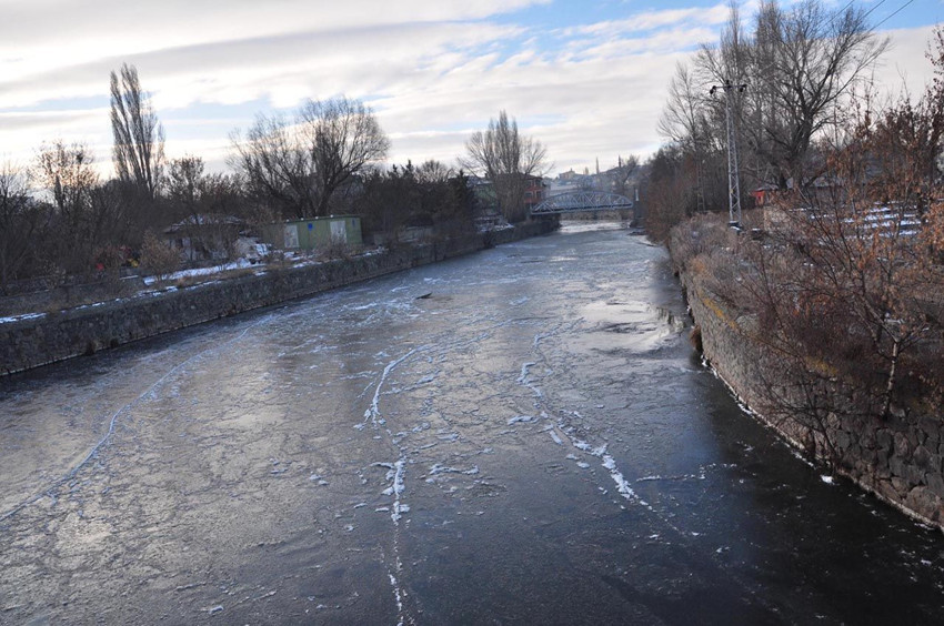 Sibirya soğukları hayatı felç etti! Termometreler eksi 15'i gösterdi - Resim: 4