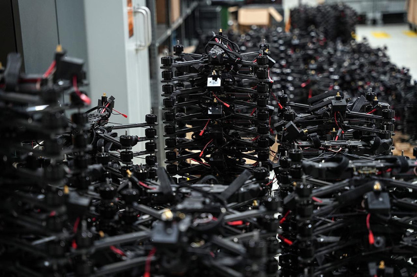 Türkiye'nin yerli kamikaze dronları dünya arenasına çıktı! - Resim: 3