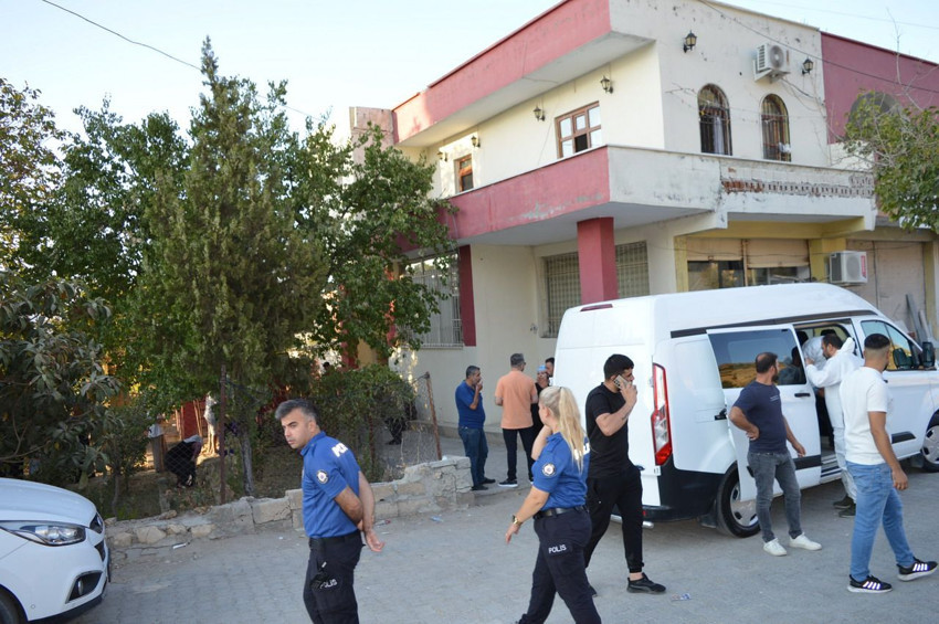 İki kız kardeşin ardından bir kadın daha evinde ölü bulundu - Resim: 1