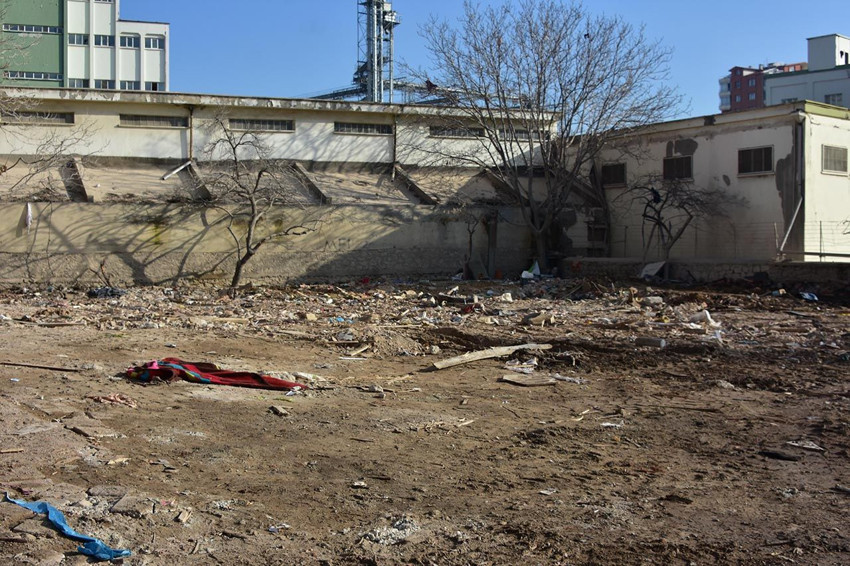 4 katlı bina yerle bir olmuştu: Facia böyle gelmiş! - Resim: 2