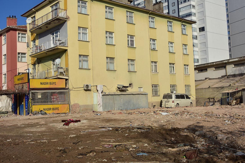 4 katlı bina yerle bir olmuştu: Facia böyle gelmiş! - Resim: 4