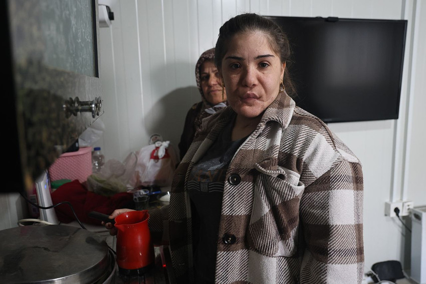 Asrın felaketinde enkazın altında kalan genç kız 2 yıl sonra konuşmaya başladı - Resim: 1