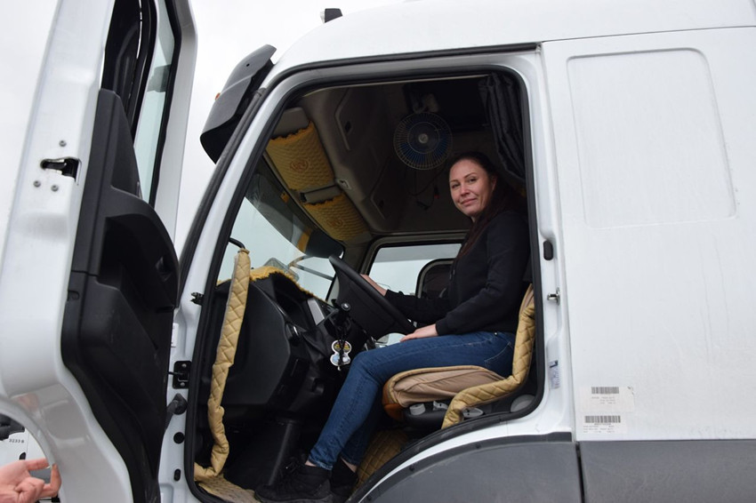 3 çocuk annesi "elinin hamuruyla olmaz'', ''kadınlar yapamaz" diyenlere inat başardı - Resim: 1